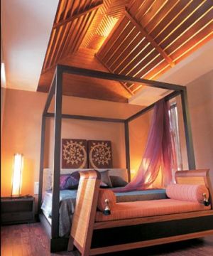 东南亚风格室内卧室木质吊顶图片