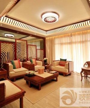 中式客厅木质沙发装修图片