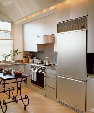 最新现代厨房铝合金多功能组合柜实景图欣赏