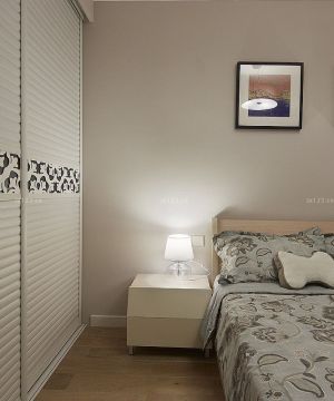 现代简约风格室内小平米卧室装修图片欣赏