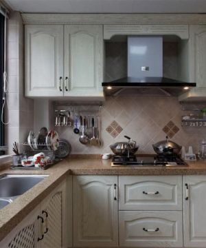 现代美式厨房橱柜设计图片大全