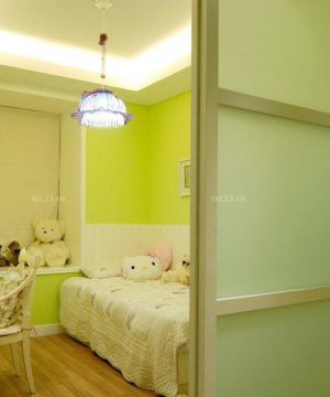 韩式田园风格卧室绿色墙面设计图片