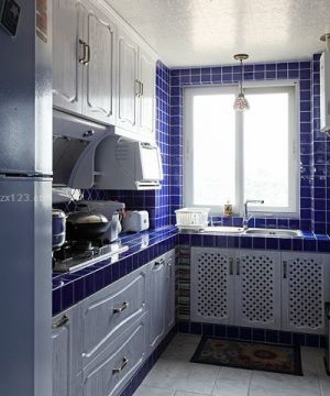 地中海风格设计厨房橱柜颜色效果图 