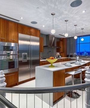2023最新小户型敞开式厨房橱柜中岛