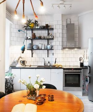 2023最新色彩鲜明的一室一厅小户型敞开式厨房简约风格橱柜装修案例