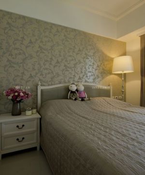 最新家装小空间卧室美式田园床头柜装修案例
