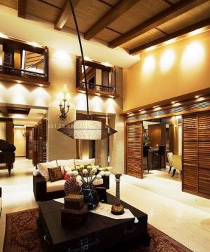 东南亚风格客厅实木家具装修设计图片