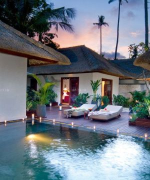 2023东南亚风格酒店游泳池装修效果图片