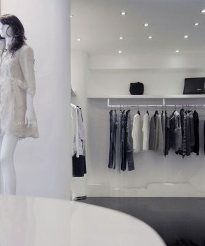 最新时尚现代风格服装店装修实景图片