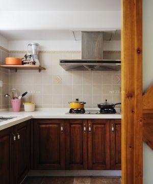 小两室房屋厨房大理石橱柜设计效果图