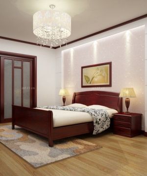 最新房卧室双叶实木家具设计图片