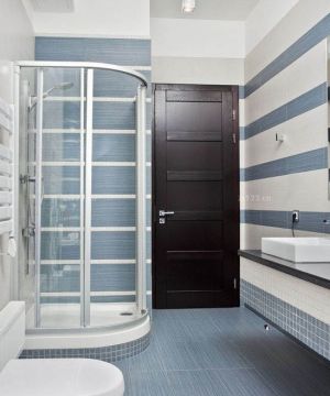 2023现代家居浴室玻璃门装修图片