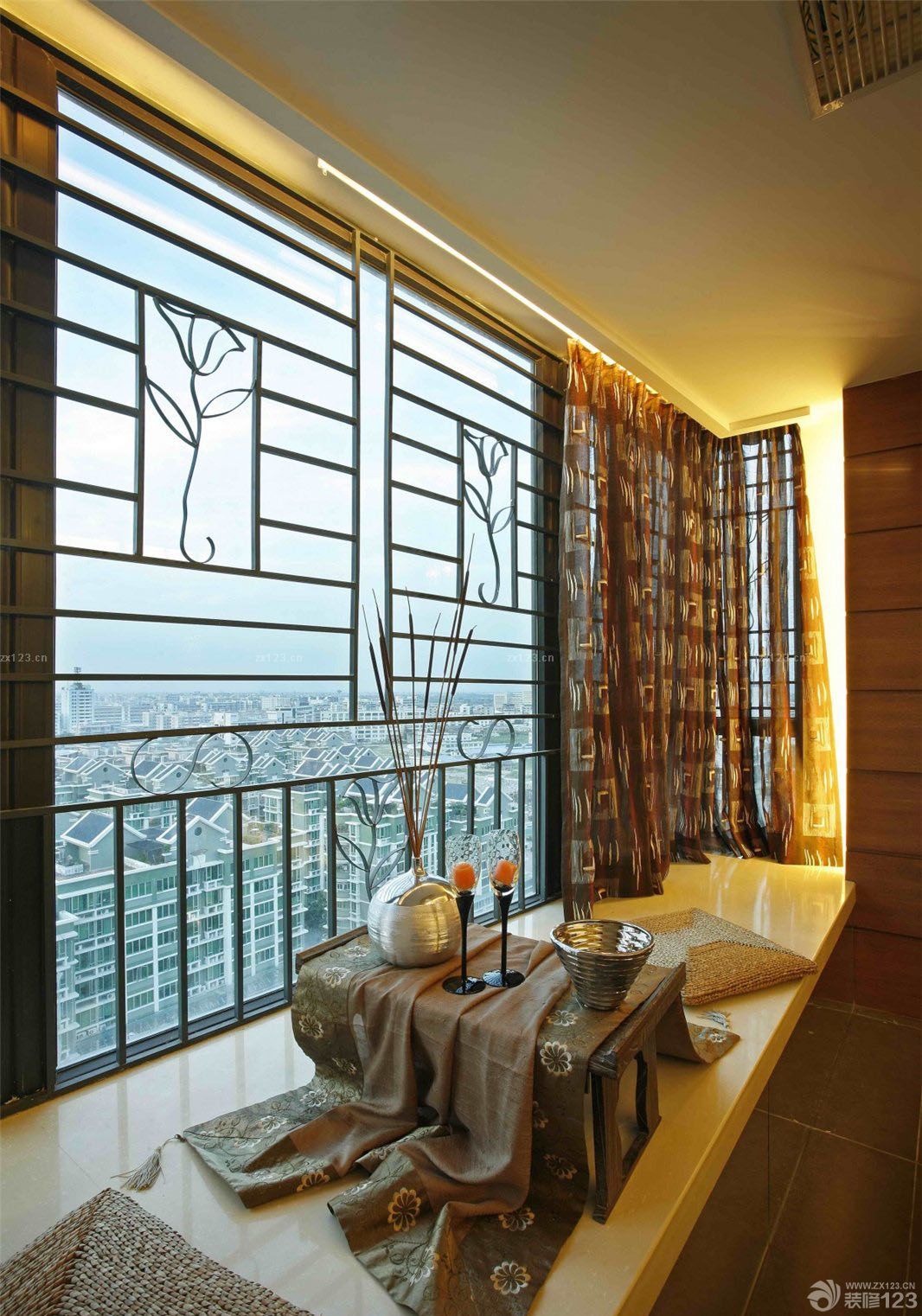 东南亚风格室内飘窗护栏装修效果图欣赏