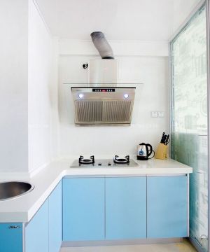 最新现代简约风格一室一厅一厨一卫厨房橱柜装修效果图