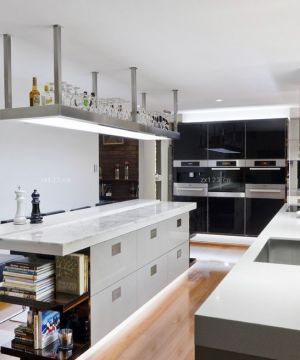 2023家居厨房不锈钢置物架装饰效果图