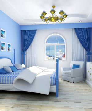 简单一室一厅卧室四柱床装修设计效果图
