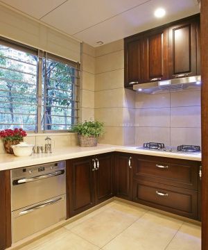 65平房子厨房美式实木家具装修实景图欣赏
