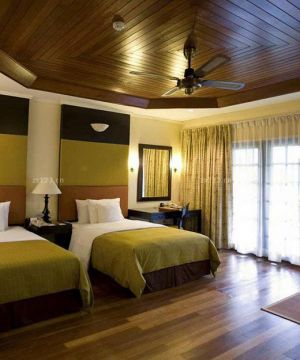 最新东南亚风格酒店标准间绿色窗帘装修效果图