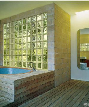 家居浴室玻璃砖墙面装修效果图片