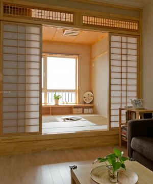 最新小户型日式客厅卧室隔断装修设计图片大全