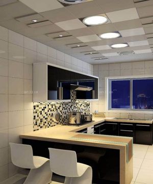 2023小户型厨房餐厅一体式pvc扣板吊顶装修实景图欣赏