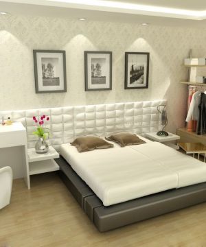 简约风格交换空间小户型卧室银色墙面家装设计