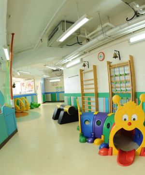 2023幼儿园活动教室墙体彩绘效果图片大全