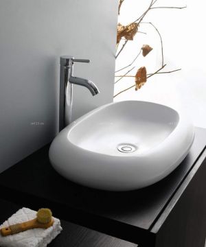 2023橡木浴室柜台面洗手盆设计效果图