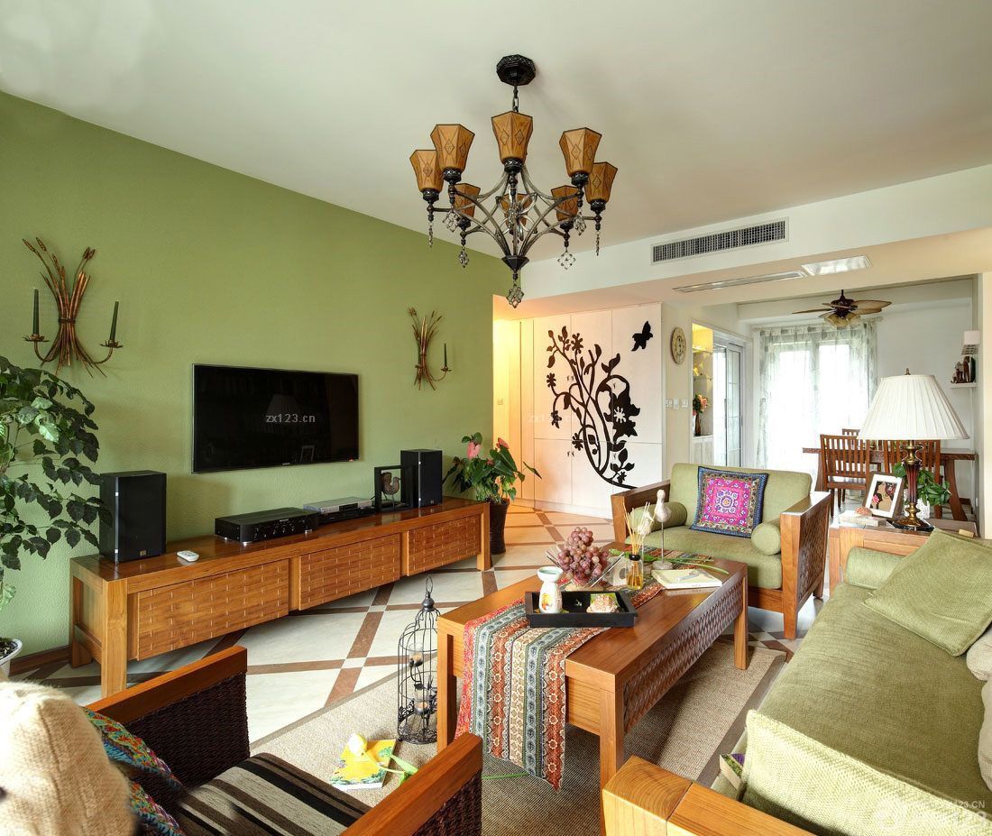 温馨东南亚风格别墅室内装饰设计图片