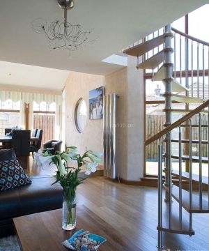 家装客厅木制楼梯设计效果图片