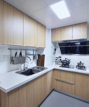 80平米两房两厅小厨房装修效果图