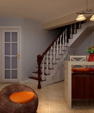 2023美式风格房子木楼梯扶手装修效果图片