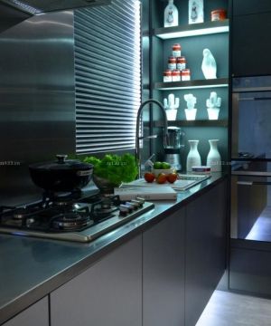 2023厨房整体银色橱柜装修效果图片