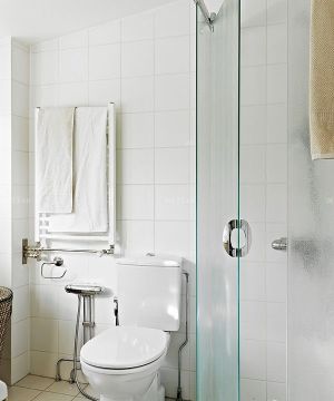 最新70平米复式楼卫生间浴室装修图