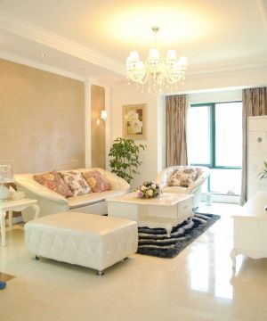 80平米小户型客厅白色家具装修效果图片欣赏