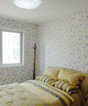 最新70平米三居卧室墙衣装修效果图