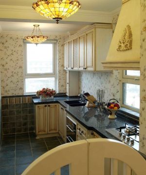 90平米田园风格家庭厨房装修效果图片大全