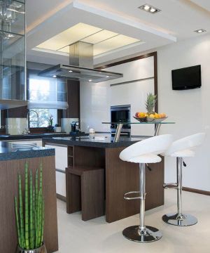 最新80多平米开放式厨房吧台设计装修效果图片