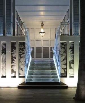 最新时尚别墅室内楼梯设计装修效果图大全2023图片