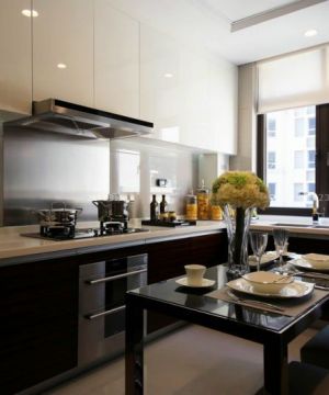 中式简约装修风格整体厨房橱柜装修效果图欣赏