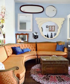 经典60平复式楼客厅欧式沙发装修图片