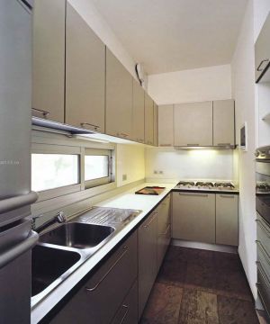 2023家装90平米厨房橱柜门装修效果图