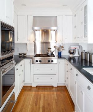 2023最新北欧家居90小户型厨房白色橱柜装修样板房