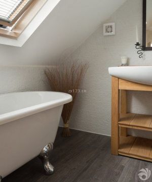 最新90平带平顶阁楼小户型小浴室装修图片大全