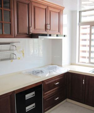 2023最新小户型厨房橱柜装修图片