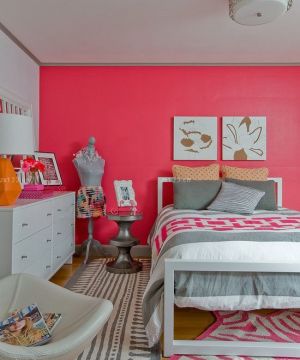 90后女生卧室设计红色墙面装修效果图片