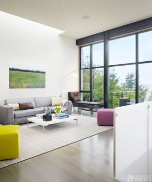 现代简约风格家庭客厅装修效果图大全2023图片