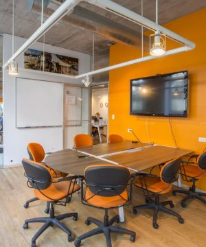 公司会议室橙色墙面装修设计效果图片