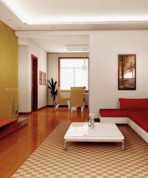 小三房欧式客厅深棕色木地板装修效果图