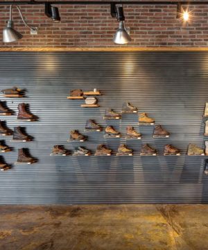 运动鞋店不锈钢背景墙装修